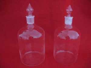 Chemical Laboratory glass reagent bottles with ground-in glass lid