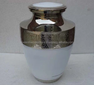 Cremation urns
