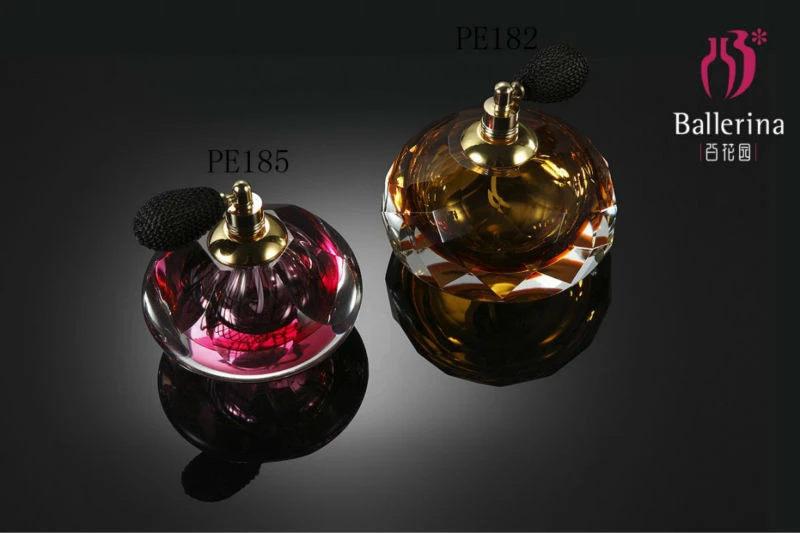 Decorative modern glass perfume bottle for decoration