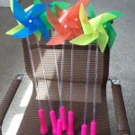 Flashing light up led and rainbow spinning windmill toys
