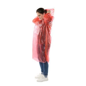 High quality transparent disposable waterproof raincoat  with fresh material for adults disposable raincoat