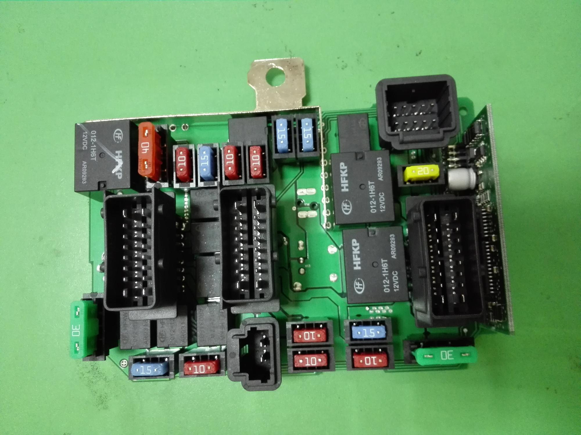 Buy Hl Electric Car Engine Fuse Box Unit Assembly 9665804680 Bsm ...