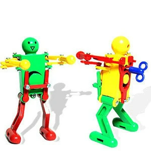 Hot selling Baby robot Walking Sideways Clockwork Toys Movable Kids Toy Infant Plastic Animals Wind Up Toys