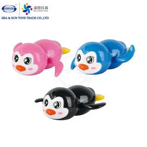 Hot Selling Plastic Wind Up Baby Bath Toys Swimming Penguin Classic Water Toys Cartoon Turtle For Child