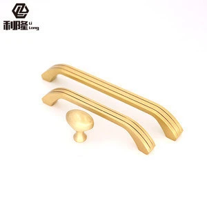 LILONG 2.5 inch drawer pulls knobs in copper material, gold black colour