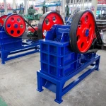 Vibrating screen Mining Quarry Stone Pe400X600 Gold Ore Crusher Mini Rock Crusher Ore