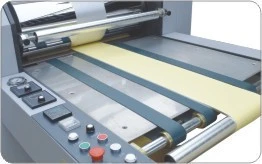 YFML-540B Semi-automatic Double Sided small paper hot lamination machine