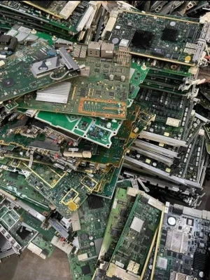 Export Quality Electronic Waste Scrap from Kenya – Bulk Supply
