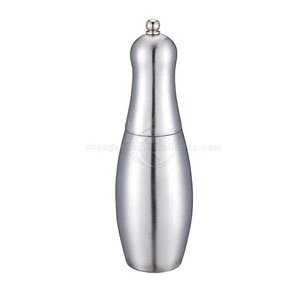 2 sizes stainless steel Pepper Grinder set