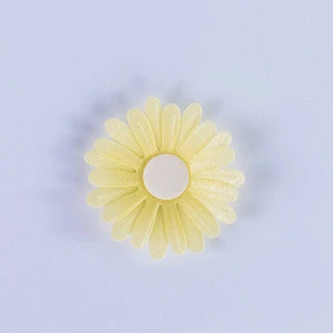 3D Wafer Daisy Flower for Bakery Decoration