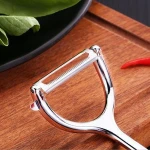 Amazon Hot Sale Zinc Alloy Fruit Peeler Kitchen Gadget Planer Y Shape Manual Silver Vegetable Potato Peeler
