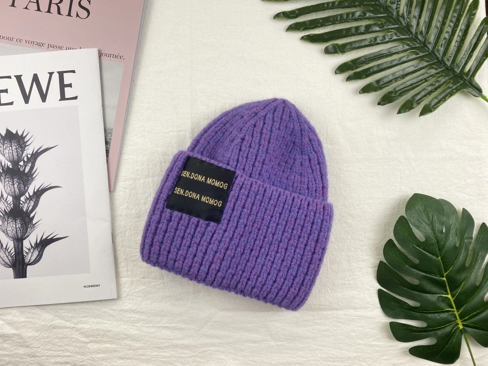 Cheap new product purple custom woven label unisex pure color winter knitted hats winter beanies