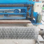 Chicken bird or dog cage hexagonal wire mesh machine