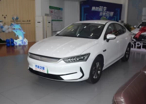 Custom Plus 400km Byd Qin PLUS New Energy 2021 Ev Travel Edition Front engine Rear wheel drive sells new energy battery cars