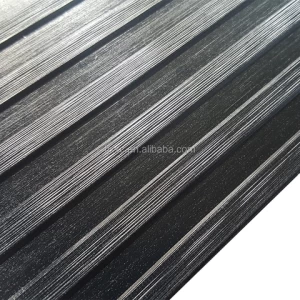 eco-friendly easy to install and clean outdoor black rubber flooring in roll