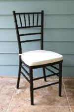 High quality stackable solid wood Chiavari Chair restaurant chair for wedding