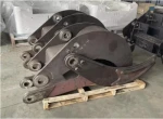 ISO9001 Manufacturer Custom Iron/Steel Parts Vehicle Hardware OEM Backhoe/Tractor Components Heavy-Duty Truck for Xg and Agco Down Frame Bracket Wood Grapple