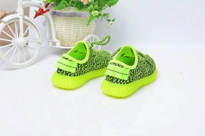 Little Kids Casual Fashion Sneakers LED Light Breathable Athletic Sports Shoes