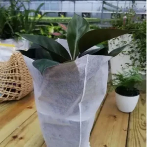 Nonwoven Fabric Plant Cover