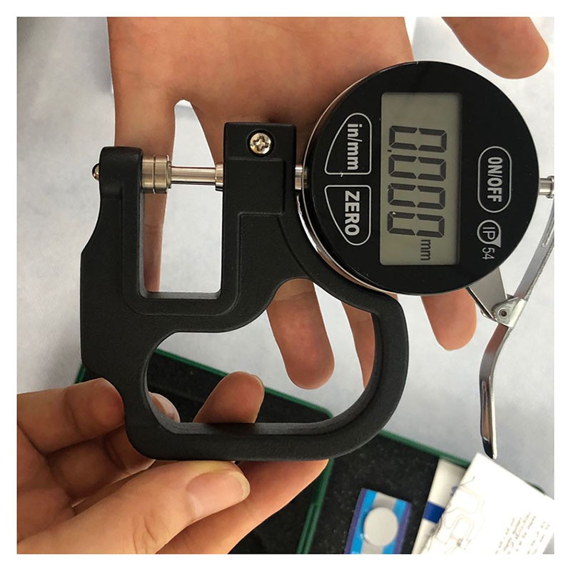 0.001-0-10mm oil-proof digital display thickness gauge for high precision thickness measurement