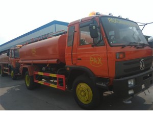 Dongfeng water Sprinkler truck 10000Liters with Cummins Engine