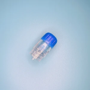 NC01304 Female and male luer type needless connector with cover