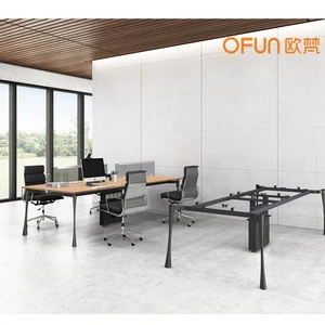 2018 new design modern commercial office furniture parts 4-Seater workstation cable management steel table legs table frame