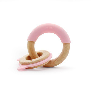 2020 Hot products Eco-friendly  Toddlers and Infant Toys Food Grade Silicone and Wooden teether ring for baby