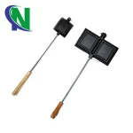 cast iron single jaffle iron, long wooden handle cake tool