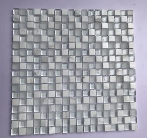 Cheap price good quality stock clerance 15x15mm crystal glass mosaic tile