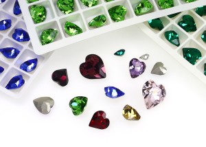 Dongzhou Lovely Heart K9 Glass Fancy stone Rhinestones for bags garment Jewelry Making