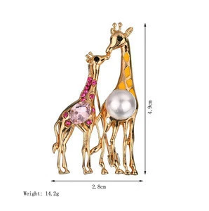 Enamel Giraffe Brooches for Women Cute Animal Brooch Pin Fashion Jewelry Gold Color Gift for Holidays