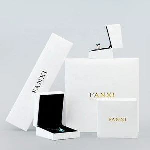 FANXI White Fancy Leatherette Paper Gift Logo Box For Necklace Bracelet Packing Plastic Packaging Box Custom Jewelry Ring Box