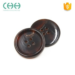 Fine workmanship high-quality 4-holes real horn button