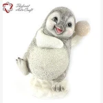 Hot selling skillful manufacture LED cute penguin resin crafts
