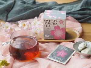 Japanese high quality gentle and soothing scent mixed cherry blossom flavor tea
