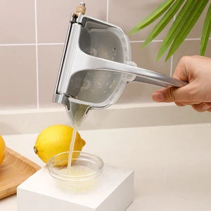 Manual Fruit Juice Extractor, Handheld Alloy Citrus Squeezer Durable Hand Press