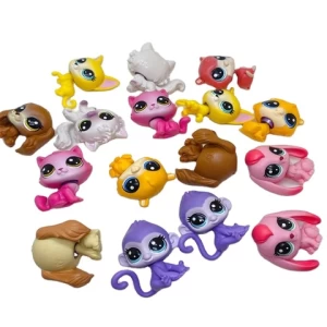 plastic small toys animals action figures Doll Cartoon toys popular kids toys gift action figures