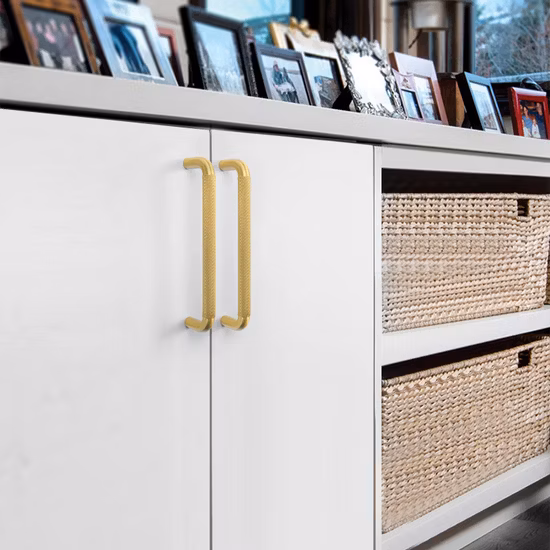 Import Koppalive OEM Custom Brushed Solid Brass Gold U-Shape Furniture Cabinet Knurled Textured Handles Pulls from China