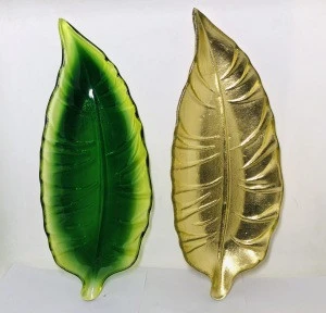 wholesale custom plating colored leaf shaped glass charger plates