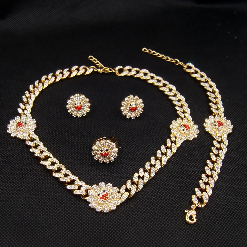 Yulaili Dubai Gold Sunflower Long Chain New Design Bridal Wedding Crystal Gold Necklace Earrings Bangle Ring Jewelry Set