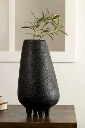 Midnight Terracotta Vase (Tall) / 6.25 x 6.25 x 11.75 Inches (L x W x H) / MOQ - 2 Pcs
