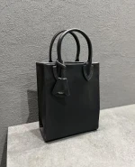 Custom Genuine Leather Tote Bag OEM | Premium Handbag Manufacturer | Low MOQ