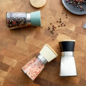 Adjustable Coarseness Manual Glass Bottle Salt and Pepper Mill with Wood Top Kitchen Usage