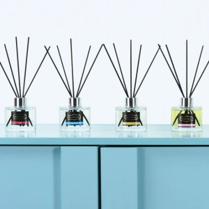 Luxury Reed Diffuser With Reed Sticks Round Glass Bottle Fragrance Perfume Liquid Essential Oil Diffuser
