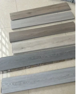 Manufacturer Wholesale Medium High Density Fiberboard Laminate Glossy Wood Flooring for Apartment