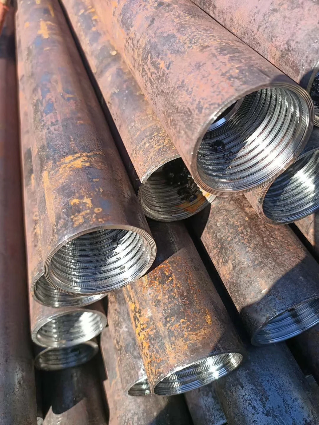 Steel pipe /cast iron pipe with internal and external thread at both ends