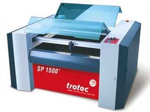 The laser cutters from the SP series are CO2 laser plotters with a power output of 40 to 400 Watts.