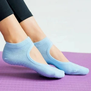 Unisex Custom Logo Anti Slip Gym Socks High-Crew Knitted Cotton Polyester Non-Slip Grip Indoor Pilates Yoga-for Home Practice