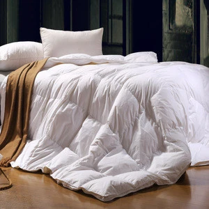 Wholesale Hotel White Bedding Microfiber Quilt/Duvet